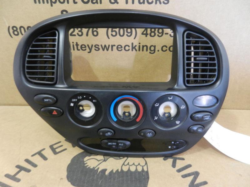 Toyota tundra radio bezel temp control switch 4wd defrost vent clock button y088