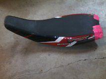 04 05 honda 450r seat with gripper graphic cover