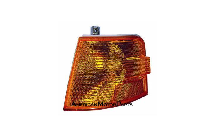 Driver side replacement park turn signal corner light 96-03 volvo truck 8080852