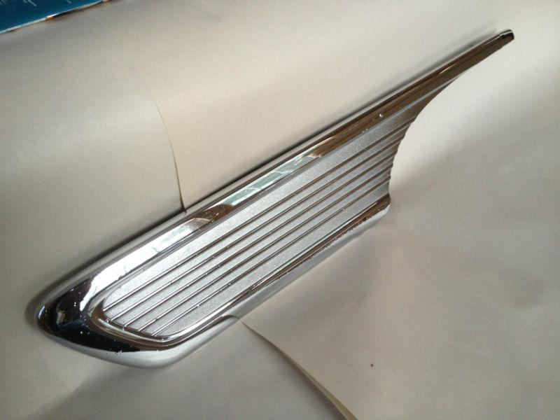 1959 mercury montclair park lane "new other" lh lower front fender trim--nice--