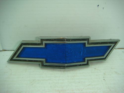 Vintage chevrolet oem bowtie with backing plate and nuts 3941245