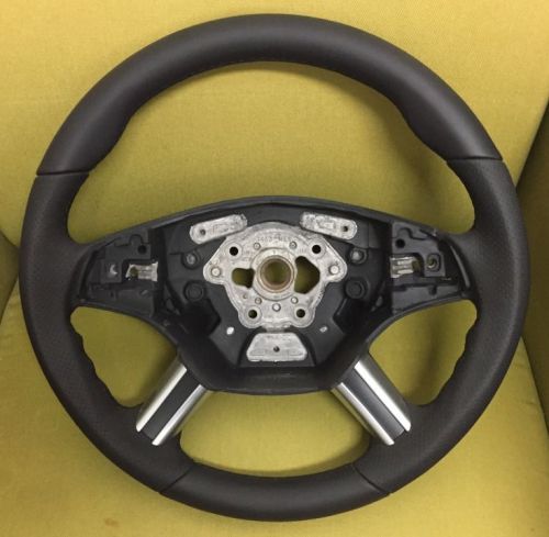 Steering wheel  for 05&#039;-09 benz w164 ml nappa/perforate leather sport germany