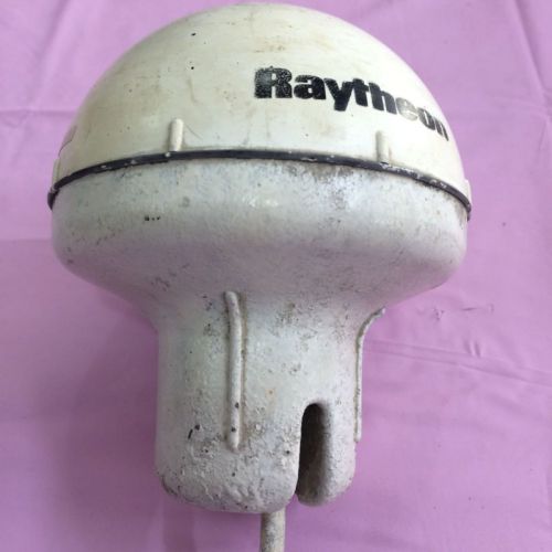 Raytheon dgps antenna