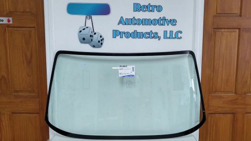 New original sekurit porsche 944 968 tinted encapsulated windshield