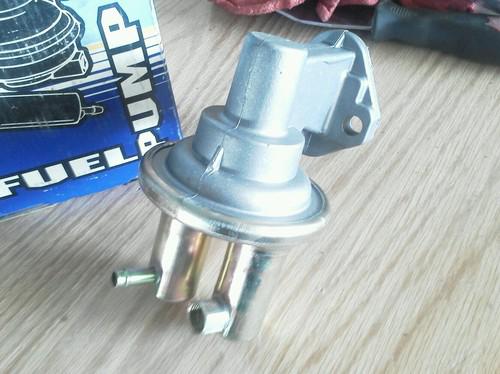 Brand new in box mechanical fuel pump for big block dodge