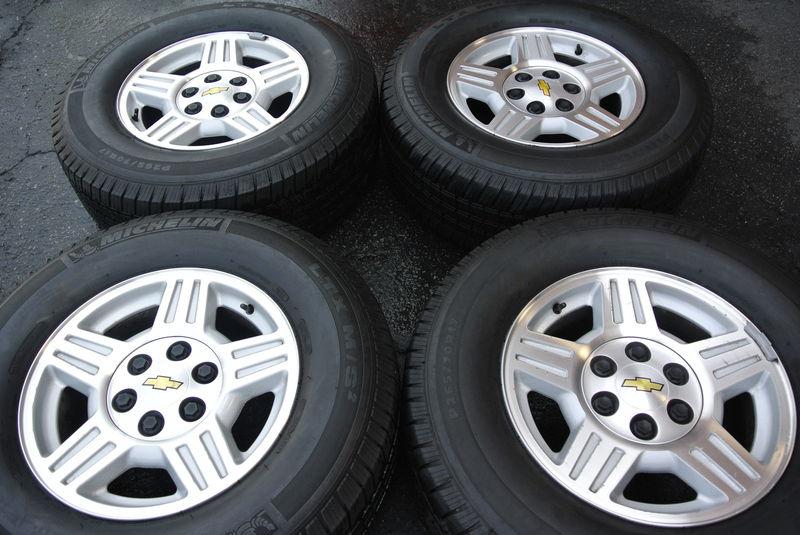 17" chevrolet avalanche factory wheels tires silverado tahoe suburban 17 18 20