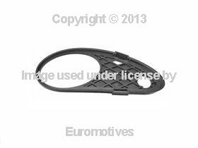 Mercedes w203 (01-05 -amg) bumper cover grille right front around fog light