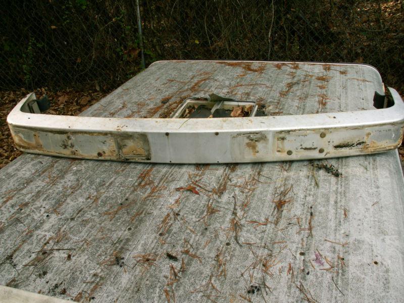 79-86 volvo 240 front bumper aluminum 260 242 244 245 80 81 82 83 84 85 dl gl 