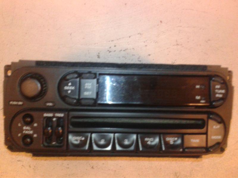 Jeep dodge chrysler factory cd player radio stereo p56038589am 02-03-04-05-06 