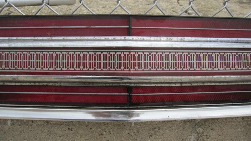 1978 lincoln towncar taillight assembly 