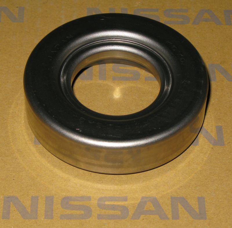 Nissan 30502-69f10 oem clutch throw out release bearing sr20det s14 silvia