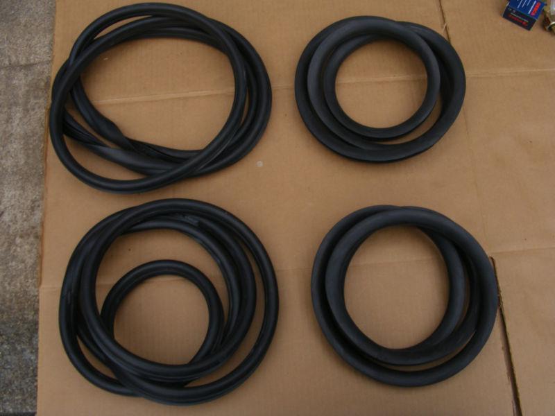 Vw  super beetle  windshield  seal & window seal  kit  73 - 77