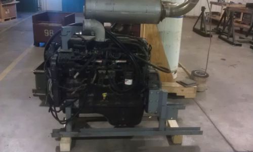 Cummins engine   6cyc 8.9l