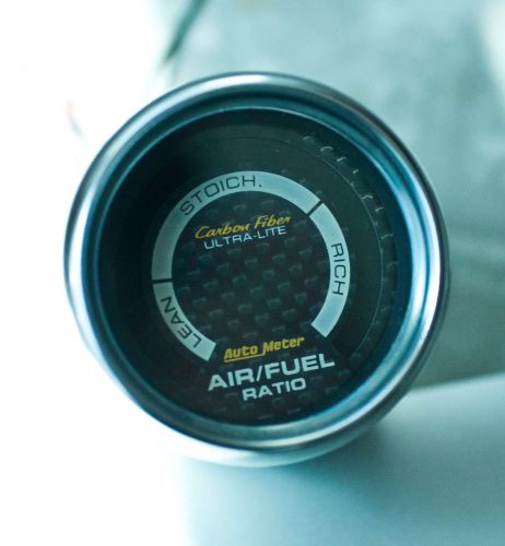 Auto meter carbon fiber air/fuel gauge