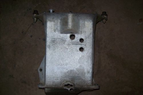 Mercury outboard front cover housing plate 37716 50hp 500 thunderbolt