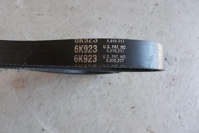 6k923 serpentine belt  *new*