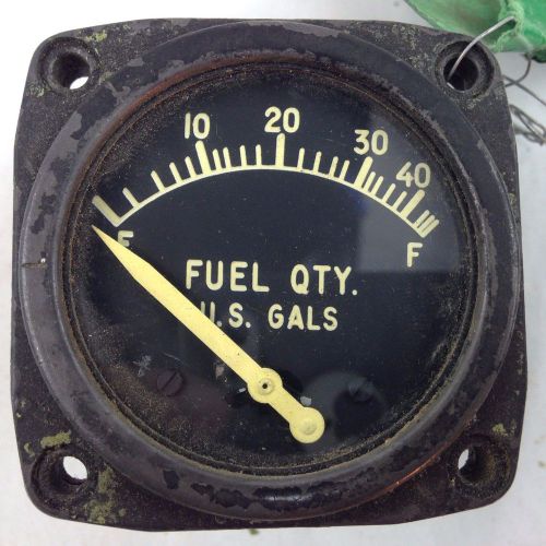 Indicator fuel quantity ea102anh-146 us gallons simmonds 28 vdc aircraft