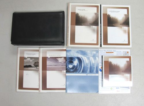 2005 lincoln town car owner&#039;s manual book set + wallet