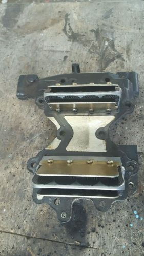 Intake manifold with reed boxes johnson/evinrude outboard