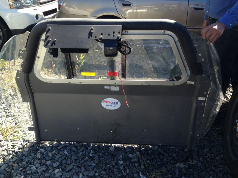 Car prisoner case with gun rack pro-gard from ford crown vic cheap!