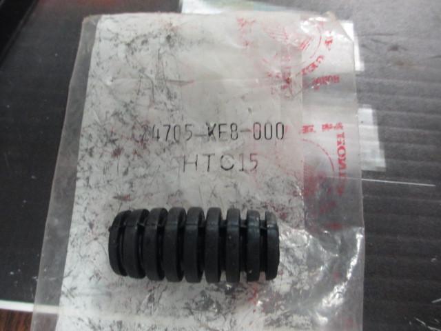 X410 nos vf1000f vf500f vf700f vf750f gearshift pedal rubber p/n 24705-ke8-000