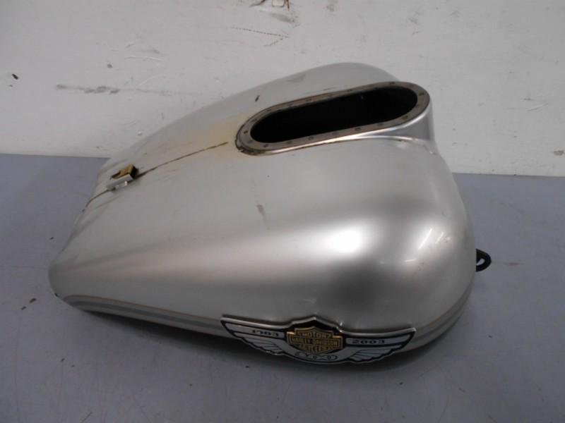 #1013 - 2003 03 harley touring ultra classic  gas tank fuel tank