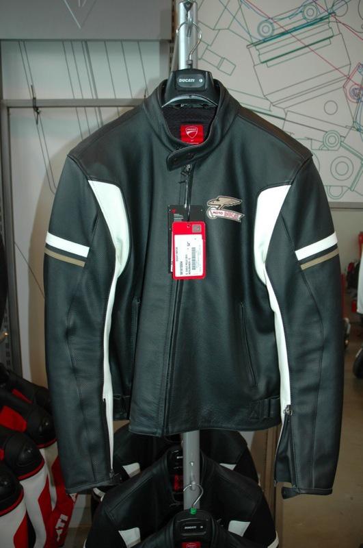 Dainese ducati g. eagle pelle leather jacket, black & white, men's euro size 54