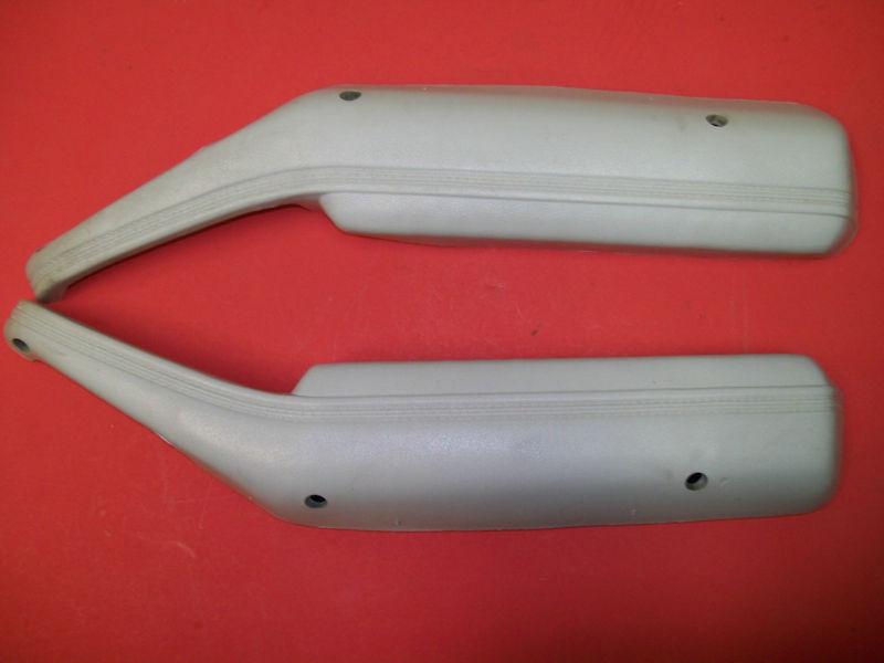 78-82 corvette pair of arm rests, oyster color