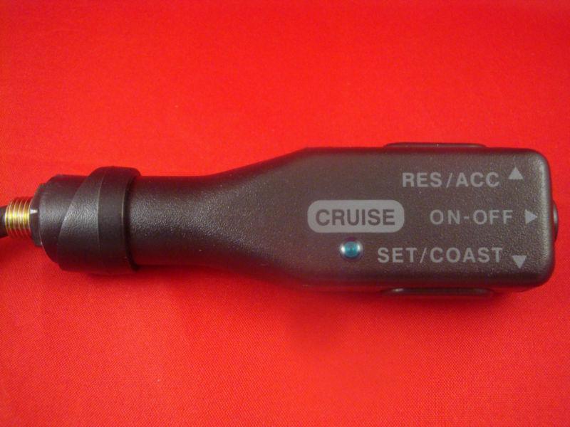 Rostra 250-1753 custom cruise control kit 04 & 05 chevrolet aveo w right switch 