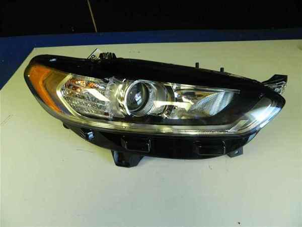 2013 ford fusion headlamp right side oem