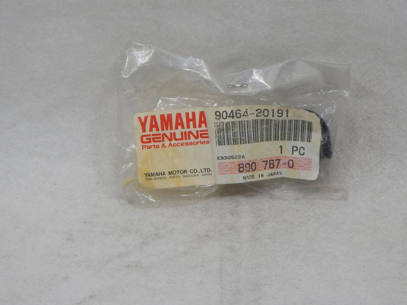 Yamaha 90464-20191 clamp *new