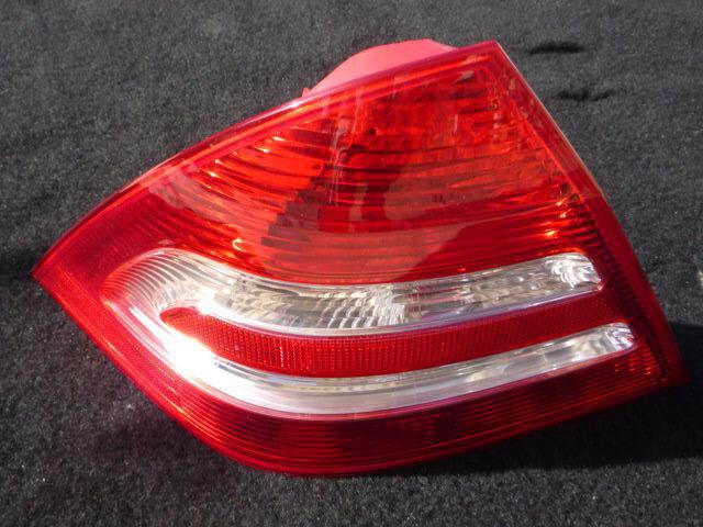 Tail light lamp lens, 100% genuine mercedes 2005-2007 drivers side back of car