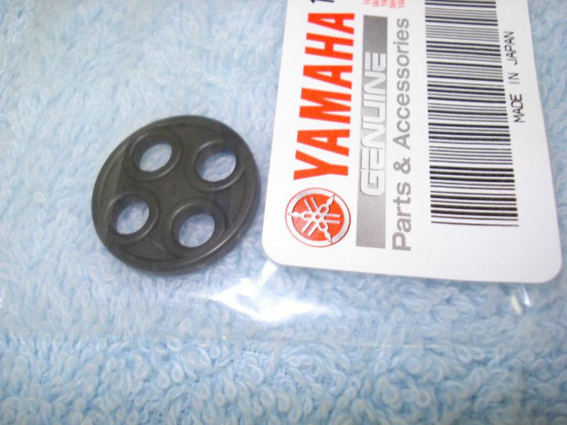 New yamaha petcock gasket-r5 ds7 rd250 rd350 xs1 xs2 rd xs 1 2 250 350 ds