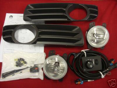 Chrysler 300 08,09 base/touring fog lamp kit oem mopar!