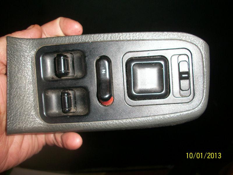 Honda accord 90-93 2-door coupe master power window switch left side