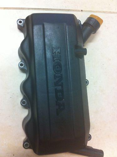 Honda marine outboard bf 35/40/45:50 valve cylinder head cover with seal 