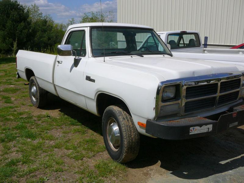 Dodge truck 91nice rust free 1991 92 d250 90k