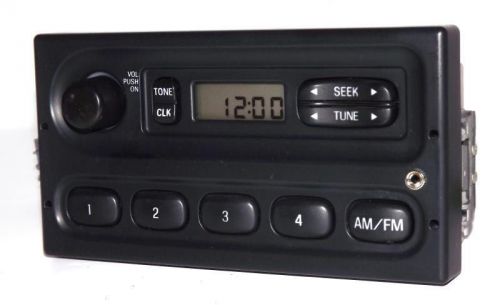 Ford 2000 f450 super duty sd van radio am fm upgraded w auxiliary input 2 spkr