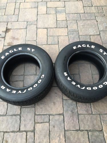 Goodyear eagle st, p255/60r15 rwl tires