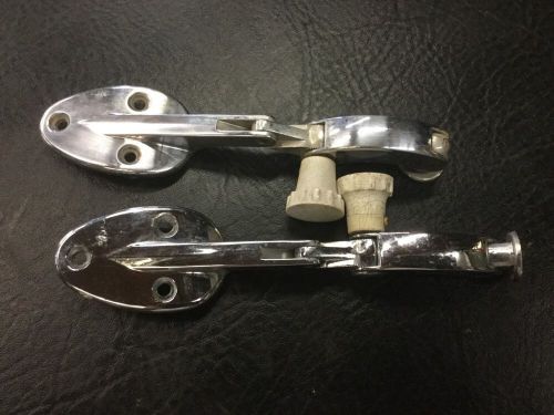 Vw aircooled beetle pop out latches.   original german patina 37