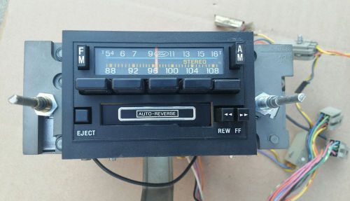 1984 ford mustang am fm radio with cassette and premium sound with amp harness
