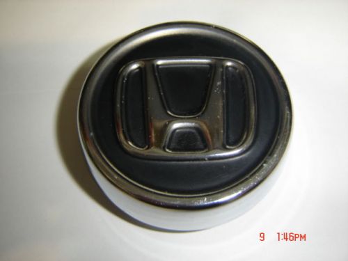 Honda metal center wheel cap 70mm x 1