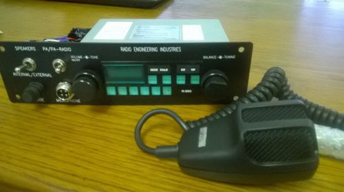 Rei new am/fm radio with integrated pa system and microphone in the box
