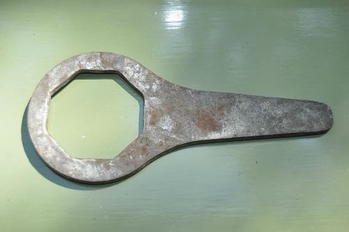 Mg midget mgb triumph spitfire tr6 knock-off wrench for wire wheels all original