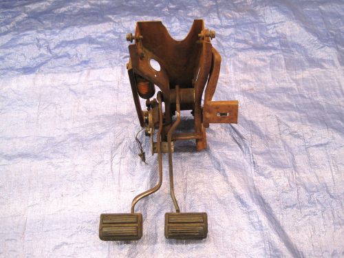1970-74 dart, duster demon, 4-speed clutch / brake pedal assembly, w-switch, vgc