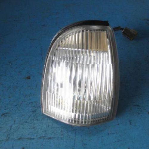 Nissan cedric 1991 right clearance lamp [1611000]