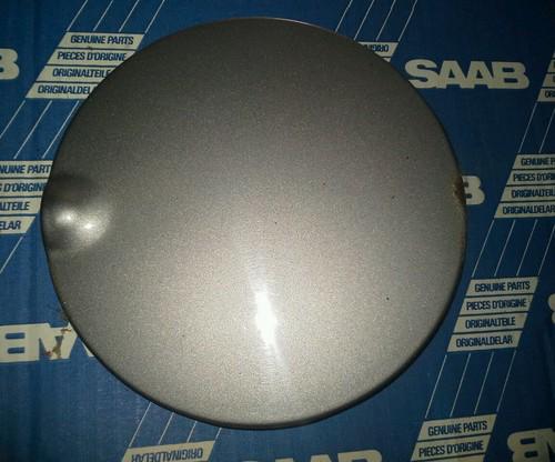 Saab 900 - * reduced * - 3 door model - gas cap door - grey