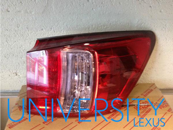 New oem 2011-2013 lexus is250 passenger side rear outer tail lamp, right, is350