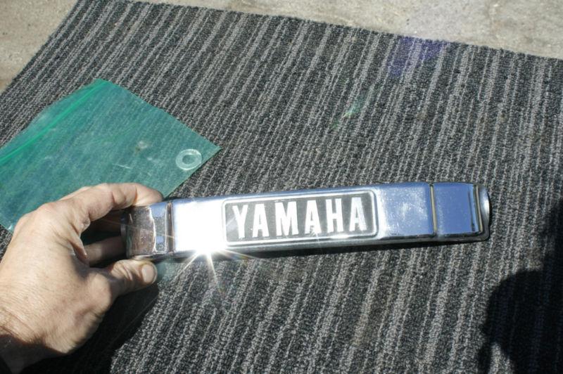 81-83 yamaha maxim 550 xj550 fork badge emblem cover with mounting screws