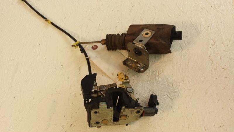 1996 lincoln continental left drivers side door actuator (fits 95-97)